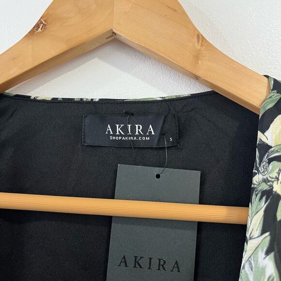 NWT Akira Be Honest Tropical Top Size Small - Picture 4 of 6